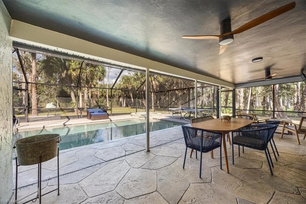 5311 Hickory Wood Dr, Naples, FL 34119-31
