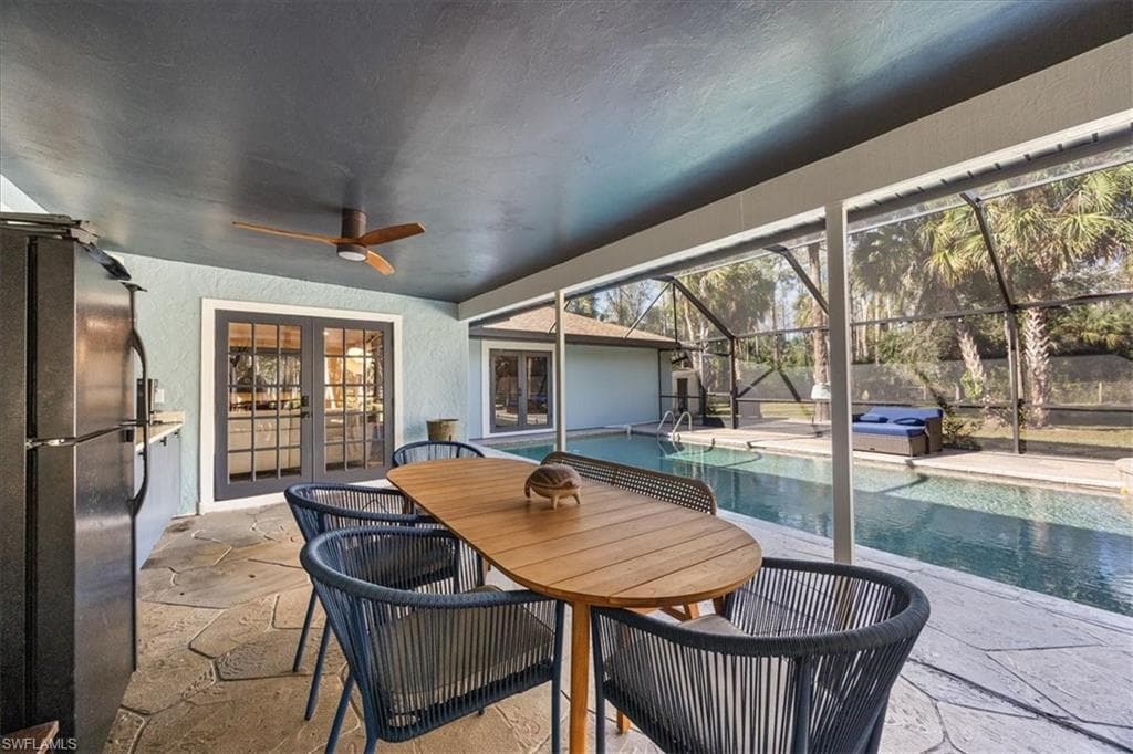 5311 Hickory Wood Dr, Naples, FL 34119-33