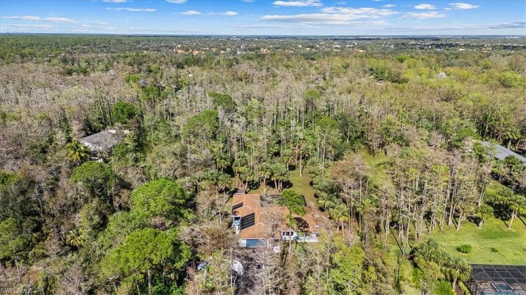 5311 Hickory Wood Dr, Naples, FL 34119-38