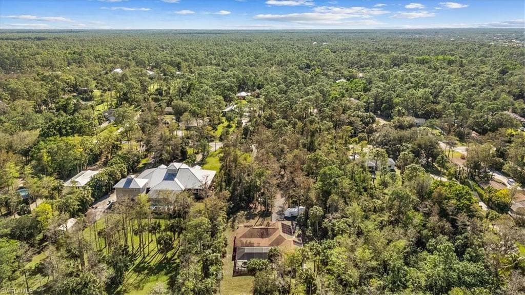 5311 Hickory Wood Dr, Naples, FL 34119-39