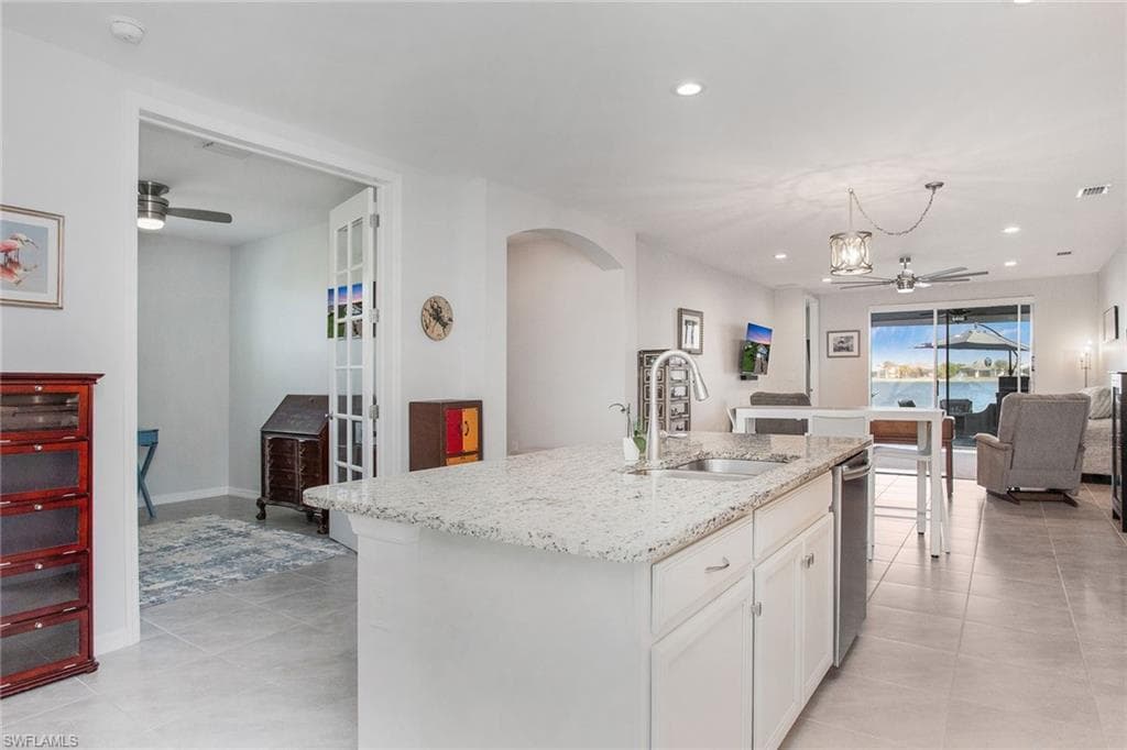 14830 Edgewater Cir, Naples, FL 34114-20