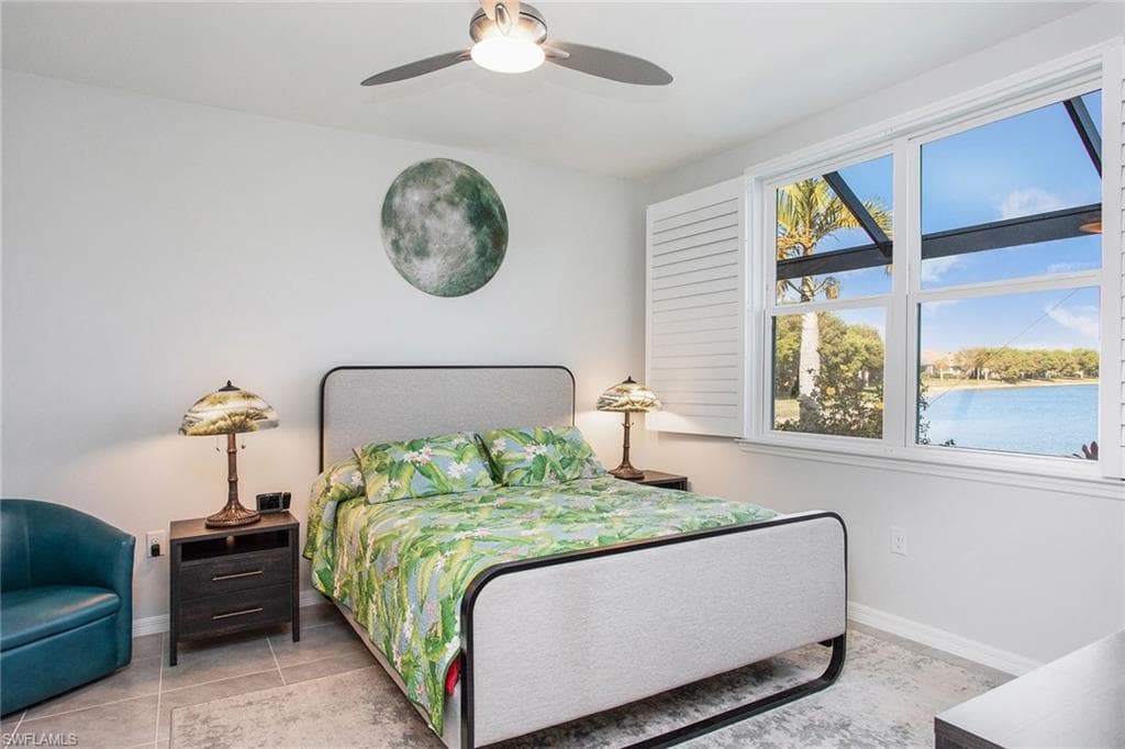 14830 Edgewater Cir, Naples, FL 34114-21