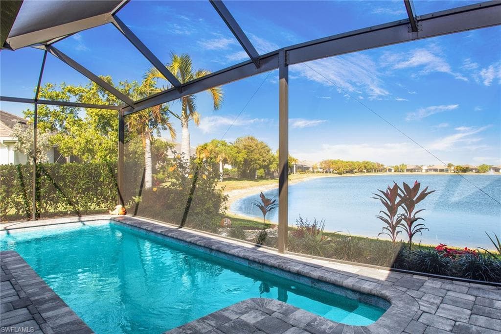14830 Edgewater Cir, Naples, FL 34114-36