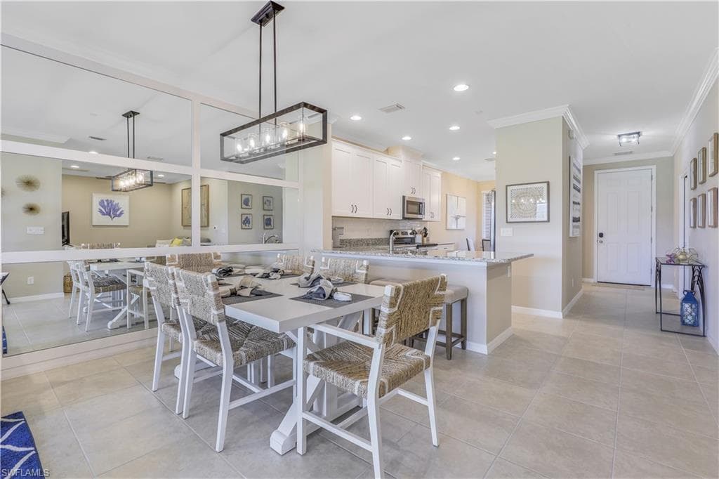 9386 Pocida Ct 103, Naples, FL 34119-15