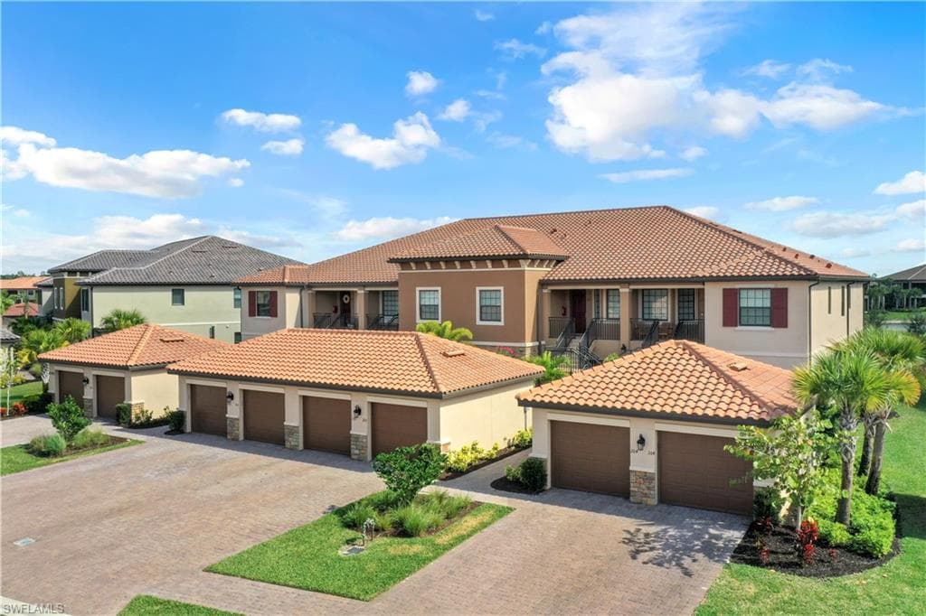 9386 Pocida Ct 103, Naples, FL 34119-4