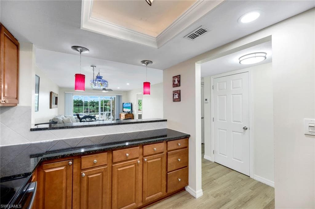 190 Pebble Beach Blvd 104, Naples, FL 34113-9