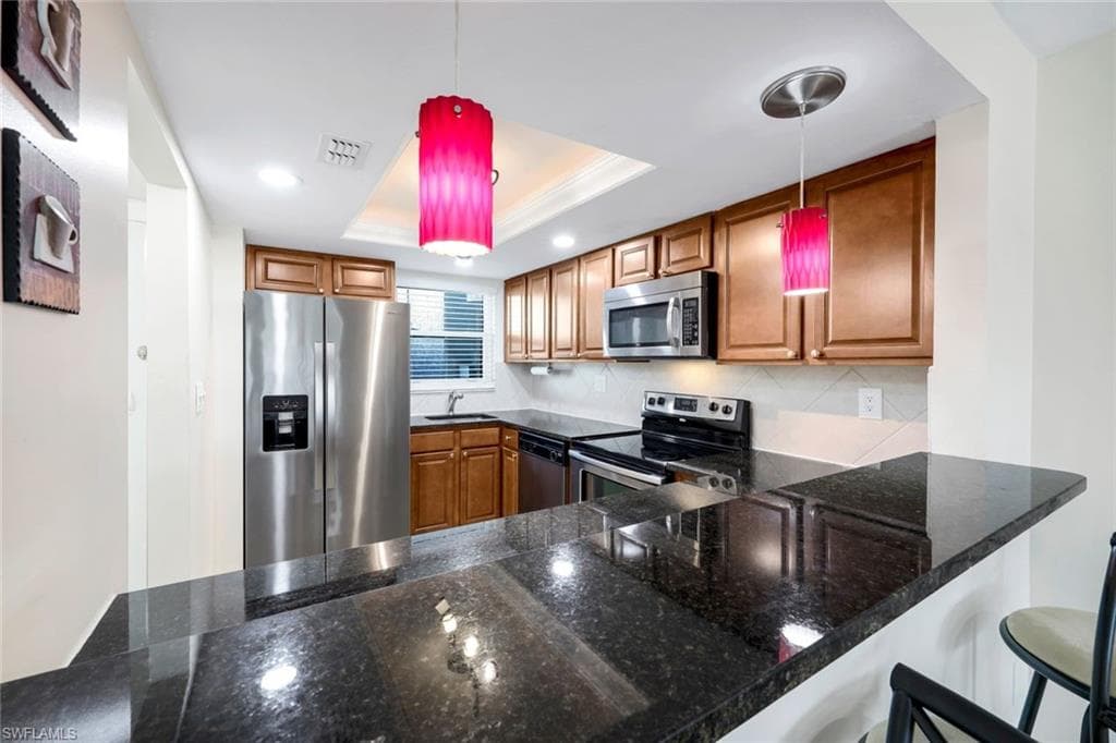 190 Pebble Beach Blvd 104, Naples, FL 34113-10