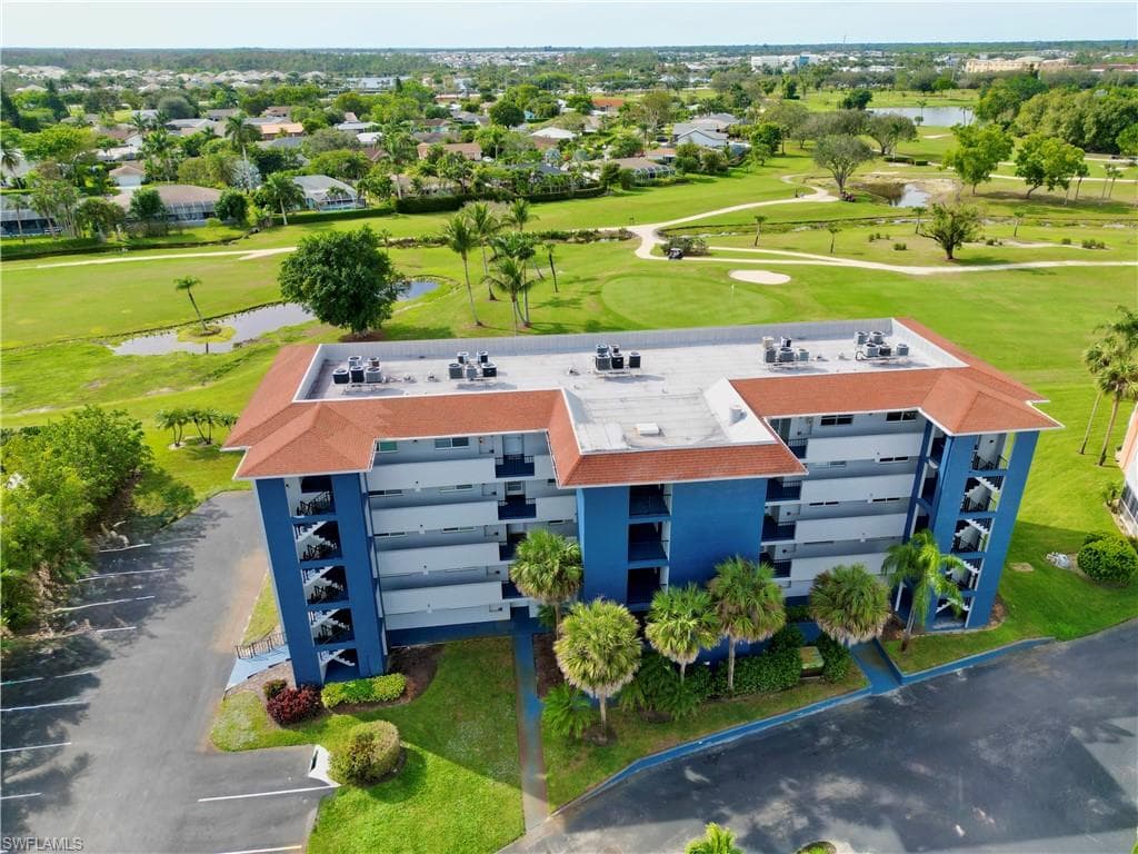 190 Pebble Beach Blvd 104, Naples, FL 34113-19