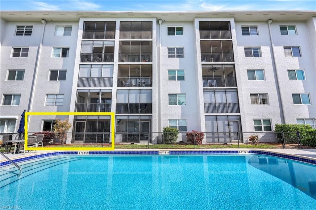 190 Pebble Beach Blvd 104, Naples, FL 34113-3