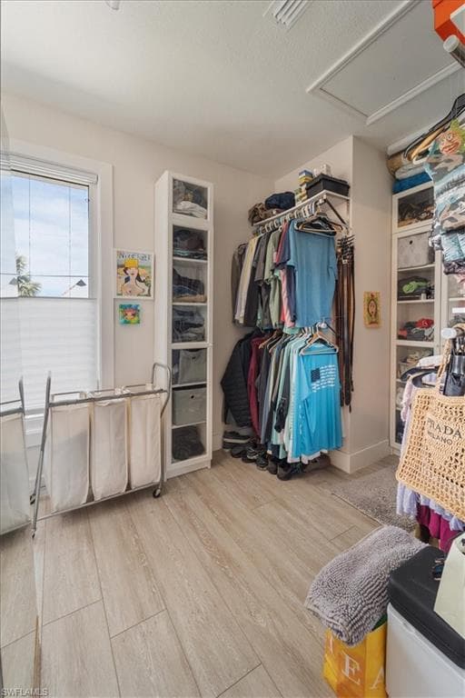 1282 Venetian Way, Naples, FL 34110-27