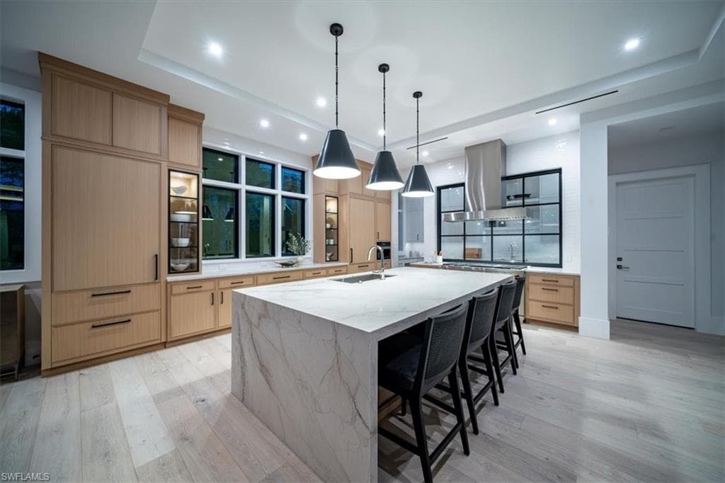 2231 Forrest Ln, Naples, FL 34102-20