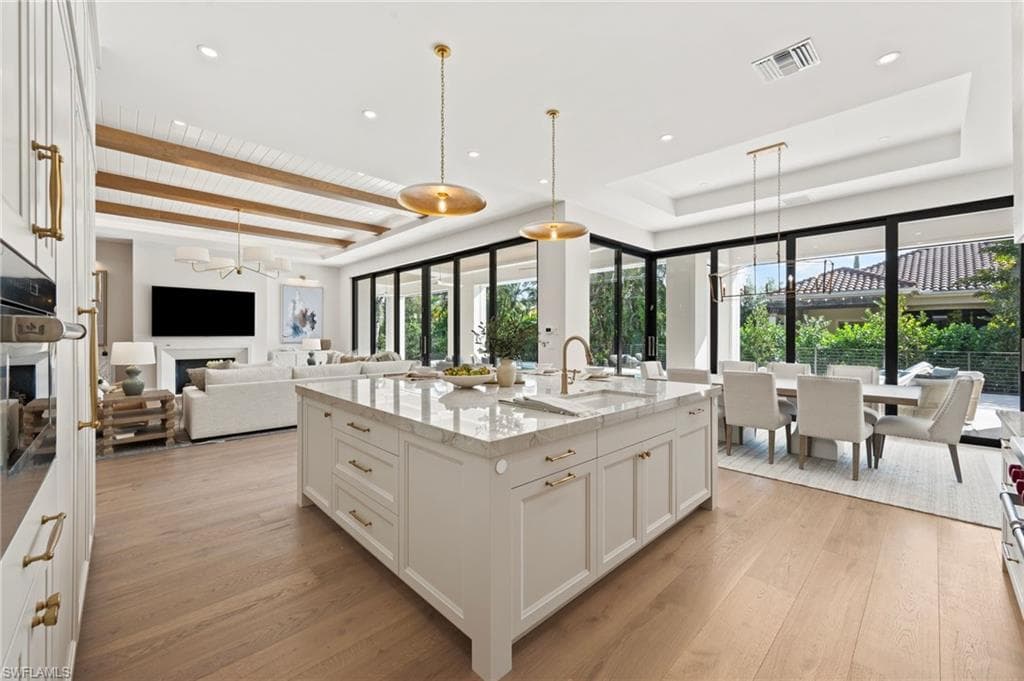 448 Devils Ln, Naples, FL 34103-16