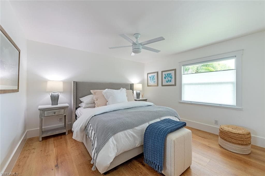 9611 Litchfield Ln, Naples, FL 34109-9