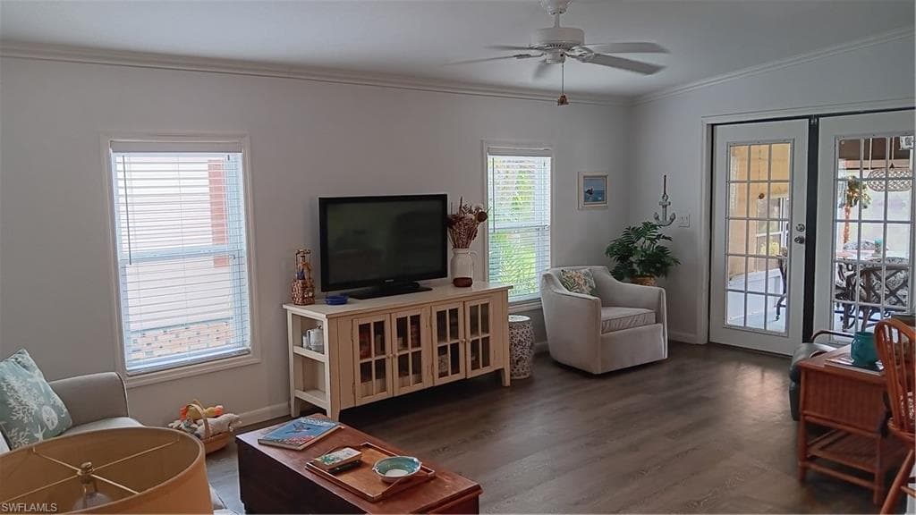 10571 Wales Loop, Bonita Springs, FL 34135-9