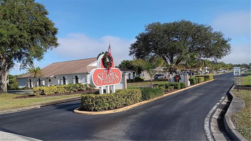 10571 Wales Loop, Bonita Springs, FL 34135-27