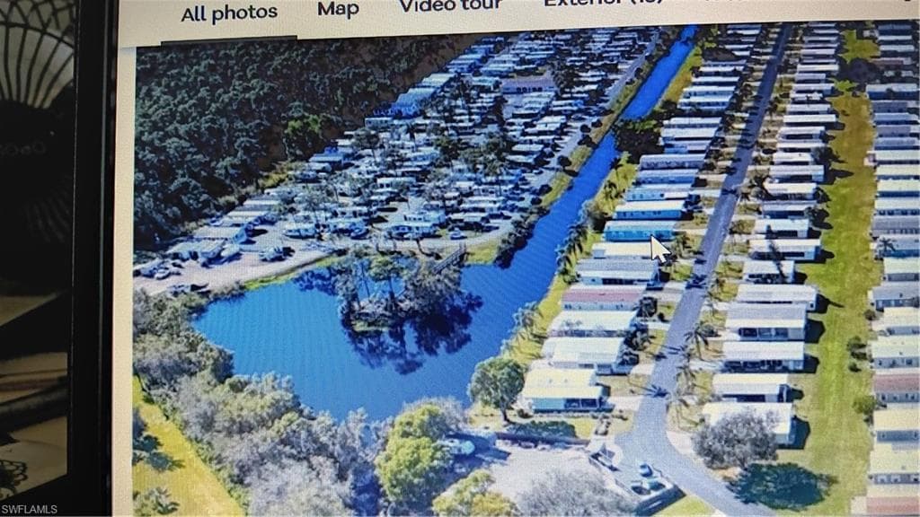 10571 Wales Loop, Bonita Springs, FL 34135-28