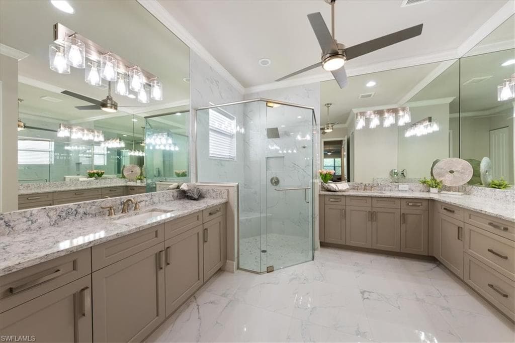 4662 Kensington Cir, Naples, FL 34119-10