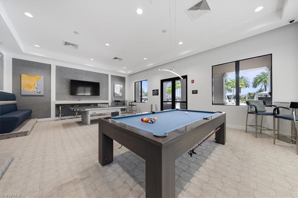 4662 Kensington Cir, Naples, FL 34119-27