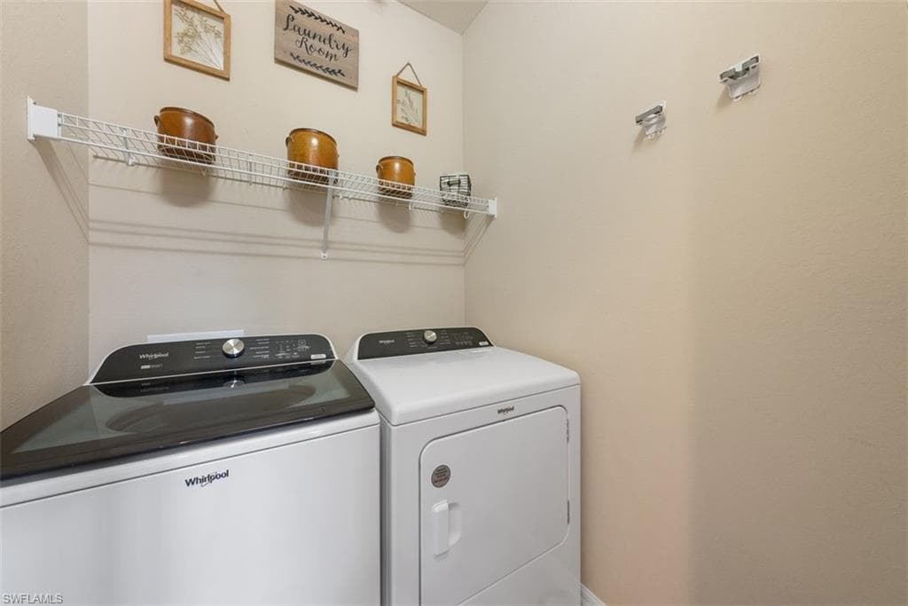 8949 Malibu St 305, Naples, FL 34113-25