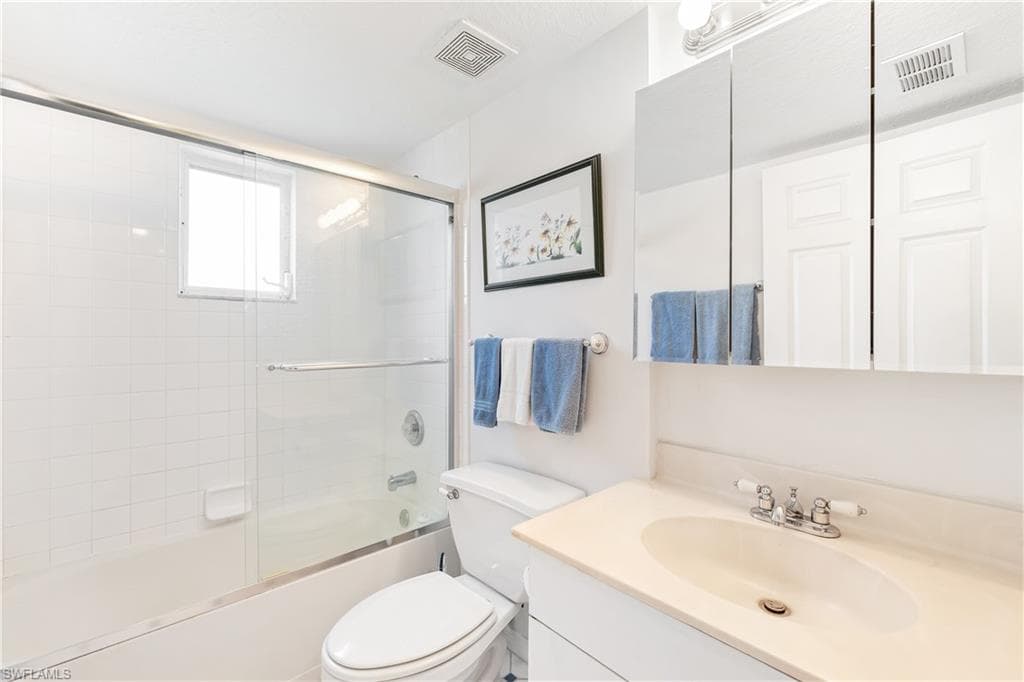9610 Victoria Ln 208d, Naples, FL 34109-15