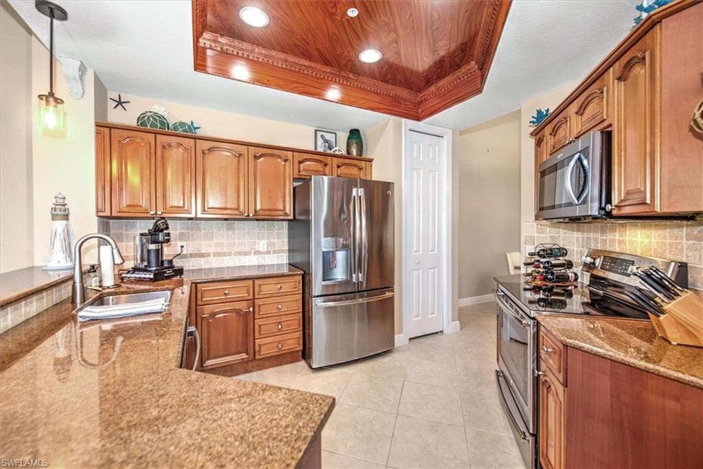 8375 Whisper Trace Ln M203, Naples, FL 34114-12
