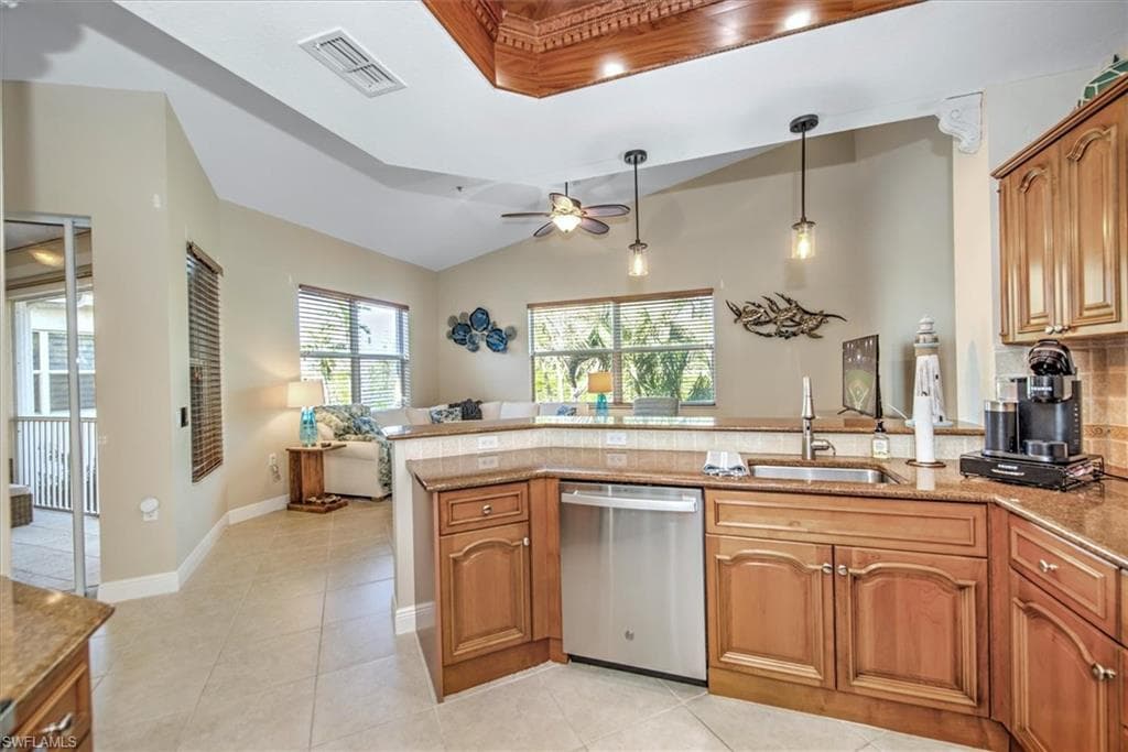 8375 Whisper Trace Ln M203, Naples, FL 34114-15