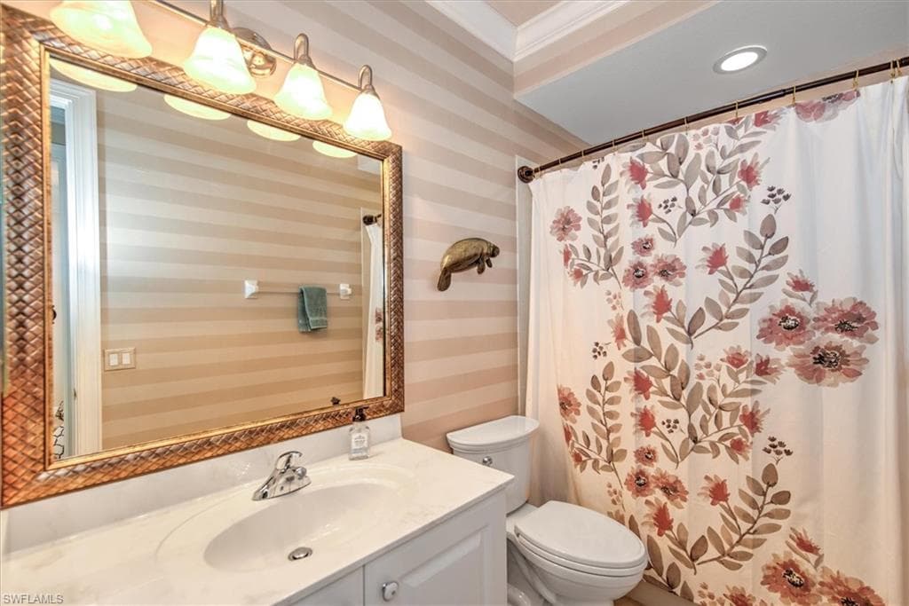 8375 Whisper Trace Ln M203, Naples, FL 34114-22