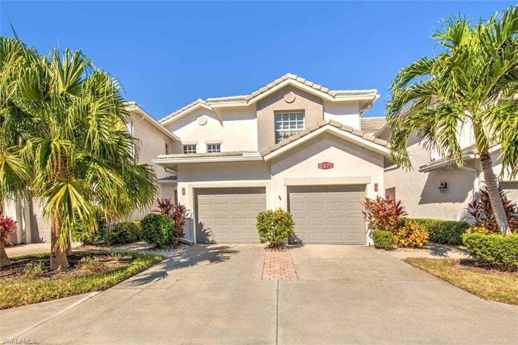 8375 Whisper Trace Ln M203, Naples, FL 34114-2