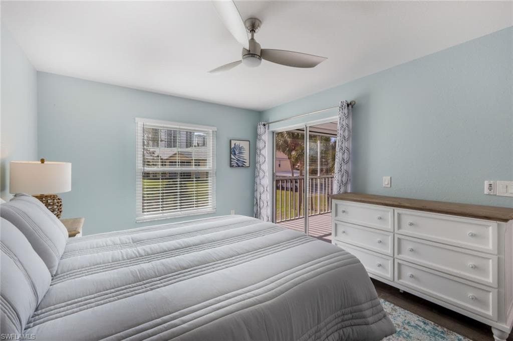 774 Wiggins Lake Dr 203, Naples, FL 34110-14