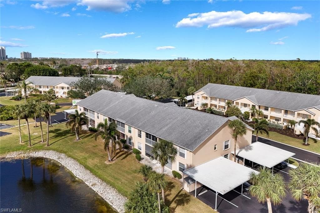774 Wiggins Lake Dr 203, Naples, FL 34110-28