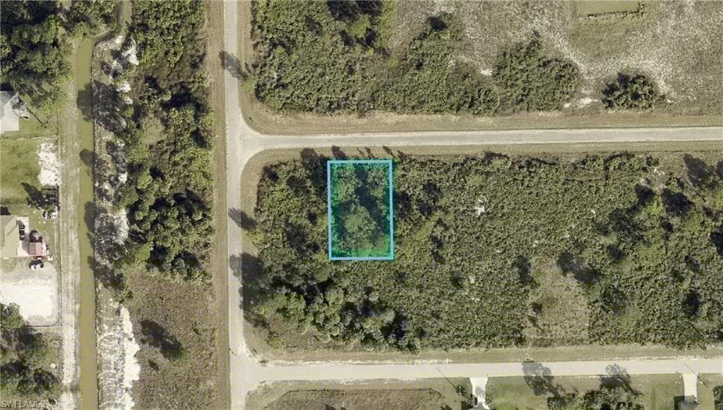 1234 Garibaldi St E, Lehigh Acres, FL 33974-1