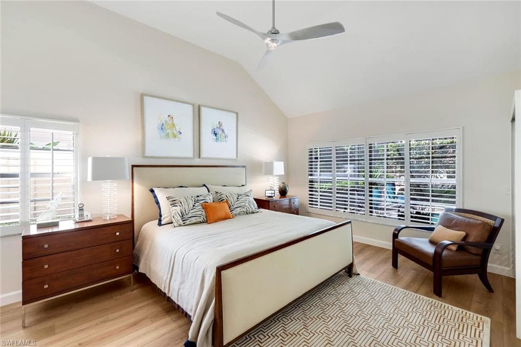 353 Carlton Pl 33, Naples, FL 34108-13