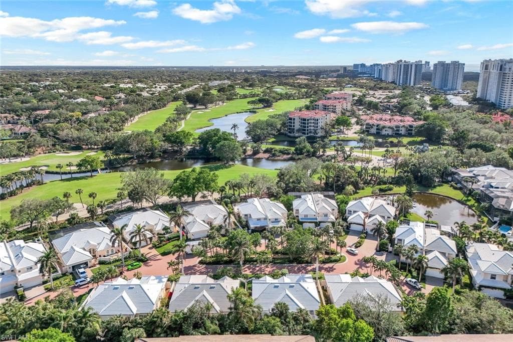 353 Carlton Pl 33, Naples, FL 34108-29