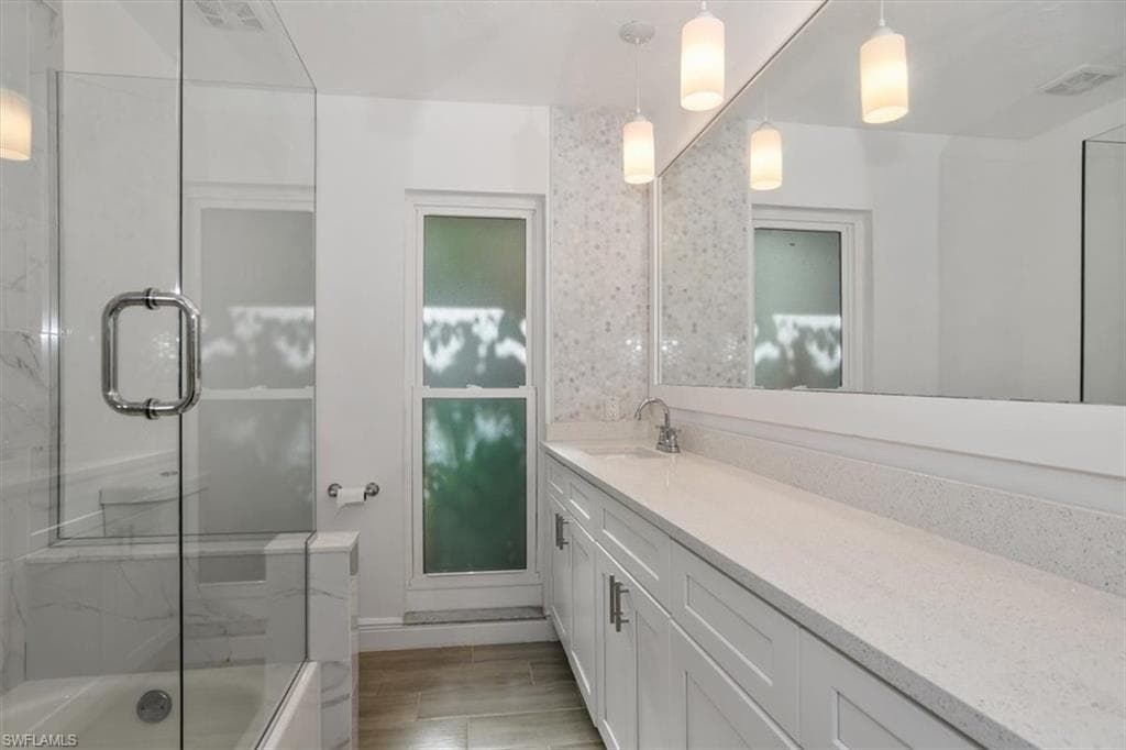 27160 Edenbridge Ct, Bonita Springs, FL 34135-14