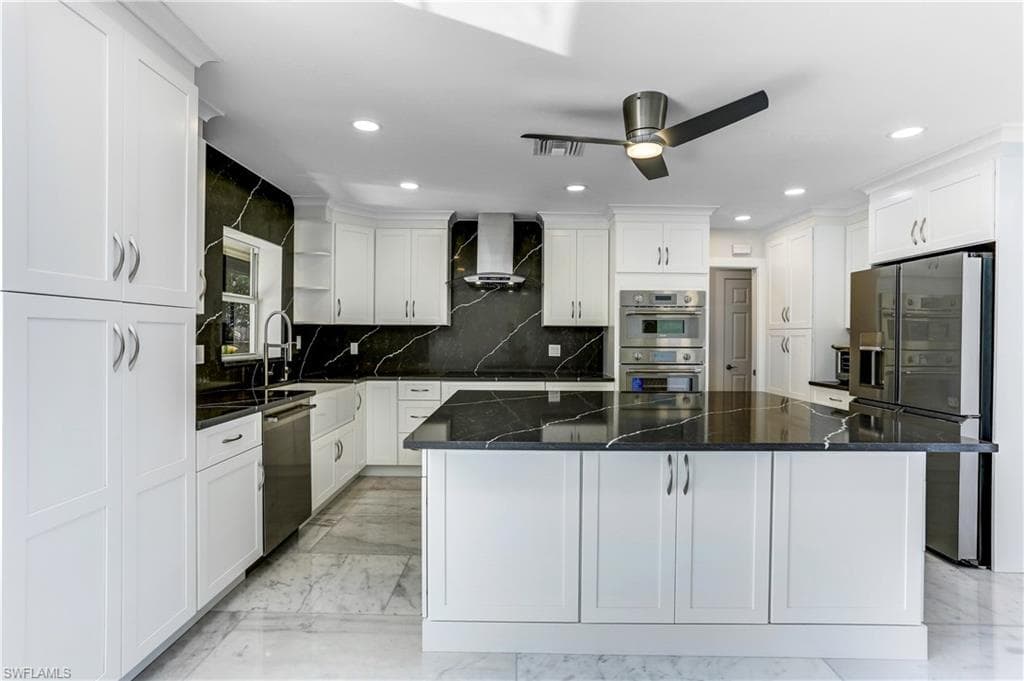 226 1st St, Bonita Springs, FL 34134-2