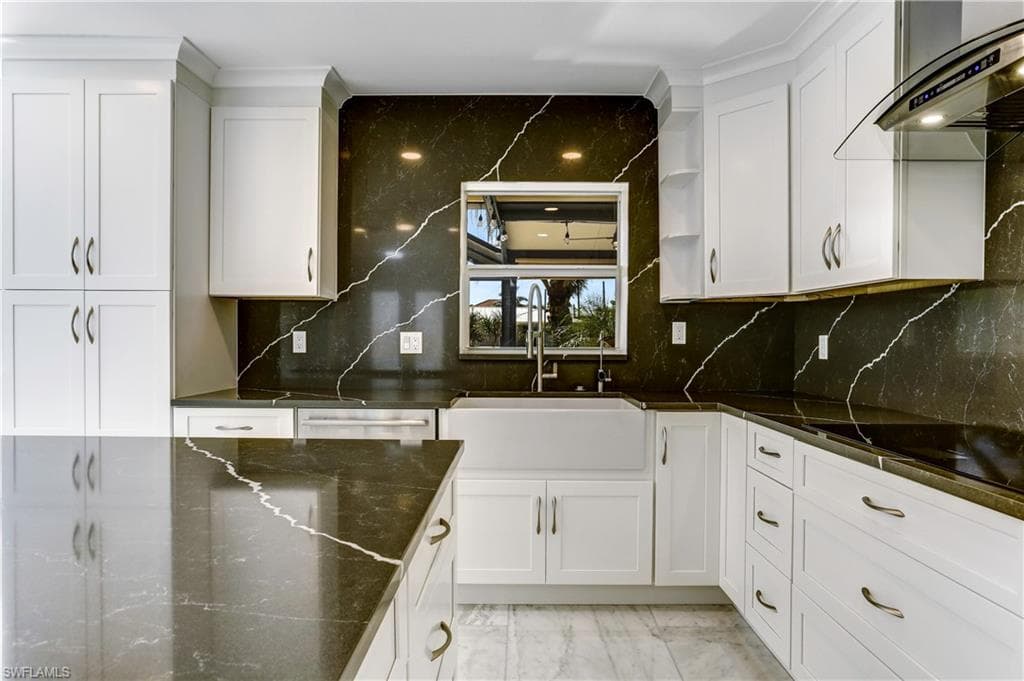 226 1st St, Bonita Springs, FL 34134-4