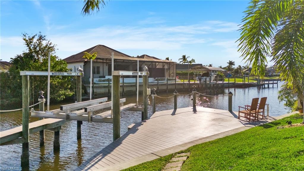 2712 25th St, Cape Coral, FL 33914-36
