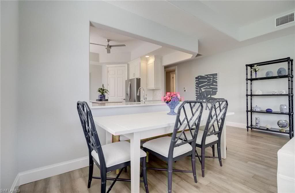 4734 Stratford Ct 1702, Naples, FL 34105-4