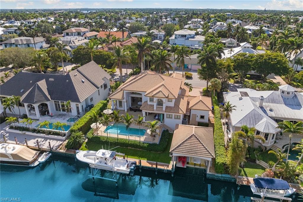 533 15th Ave S, Naples, FL 34102-29