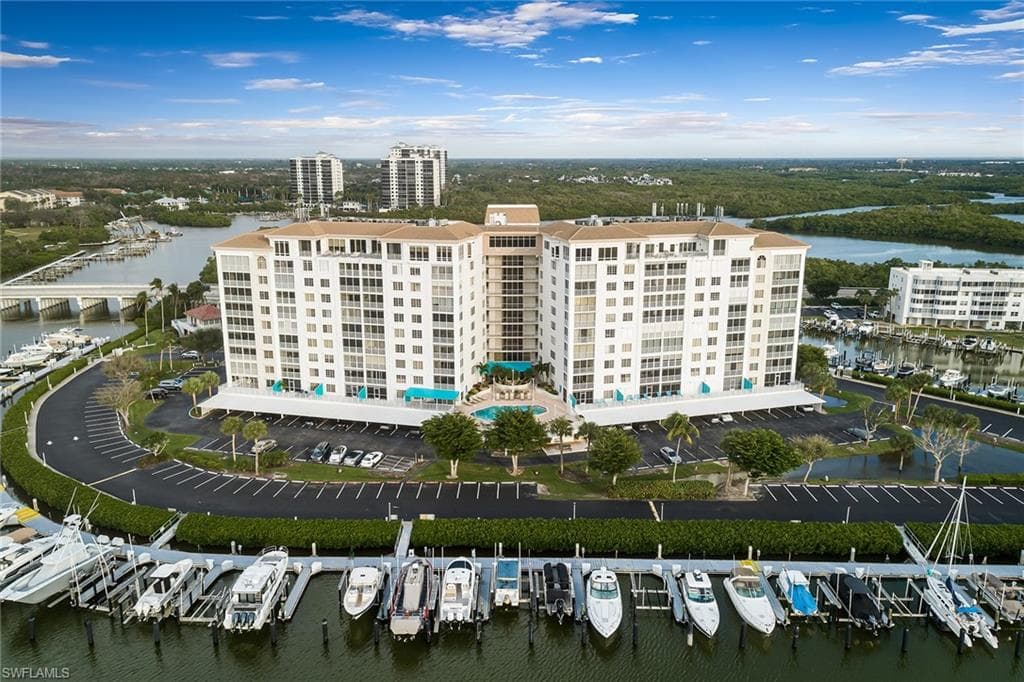 13105 Vanderbilt Dr Ph-n, Naples, FL 34110-34