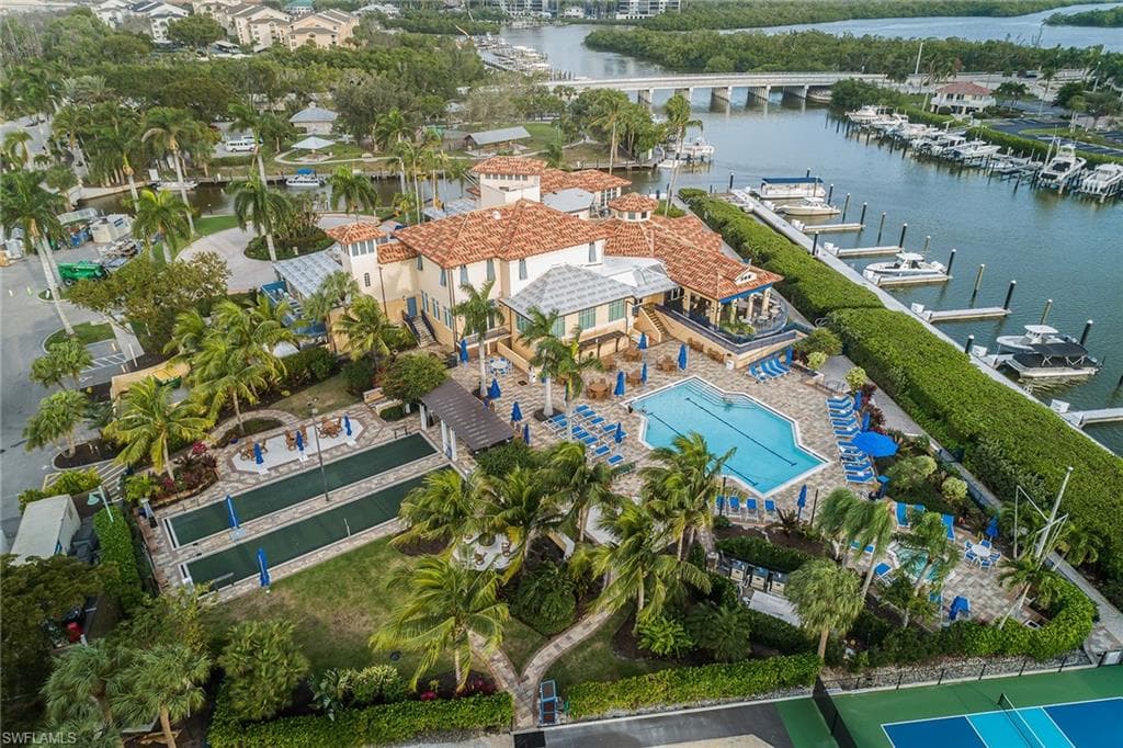13105 Vanderbilt Dr Ph-n, Naples, FL 34110-39