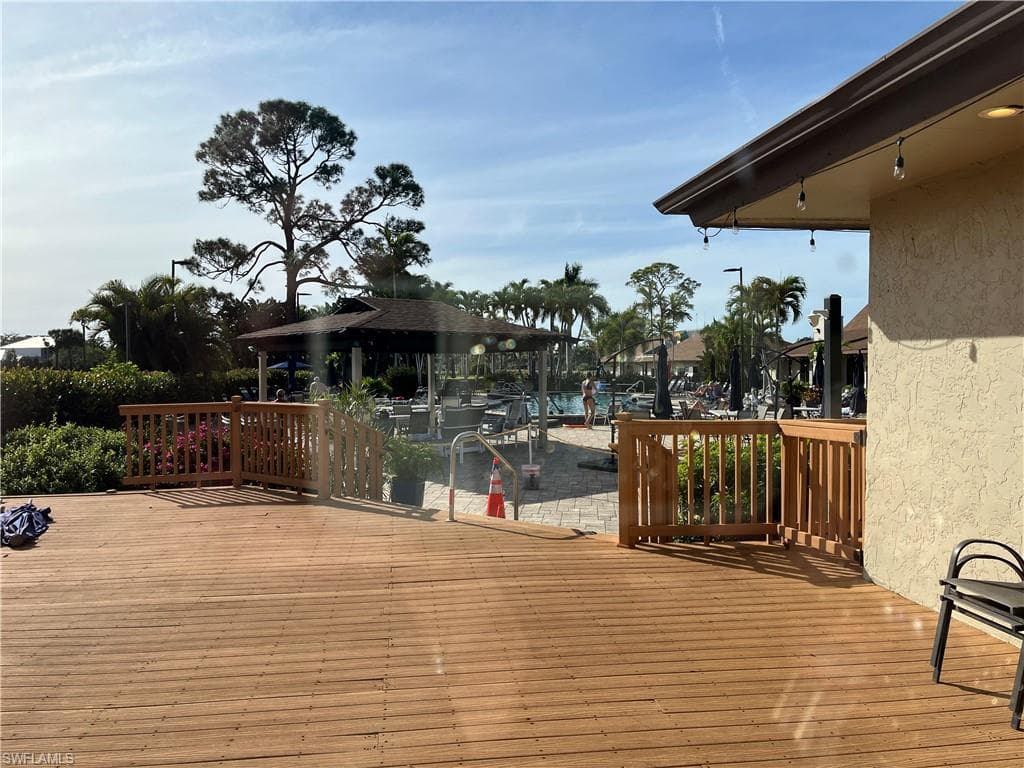 208 Palm Dr 3, Naples, FL 34112-22