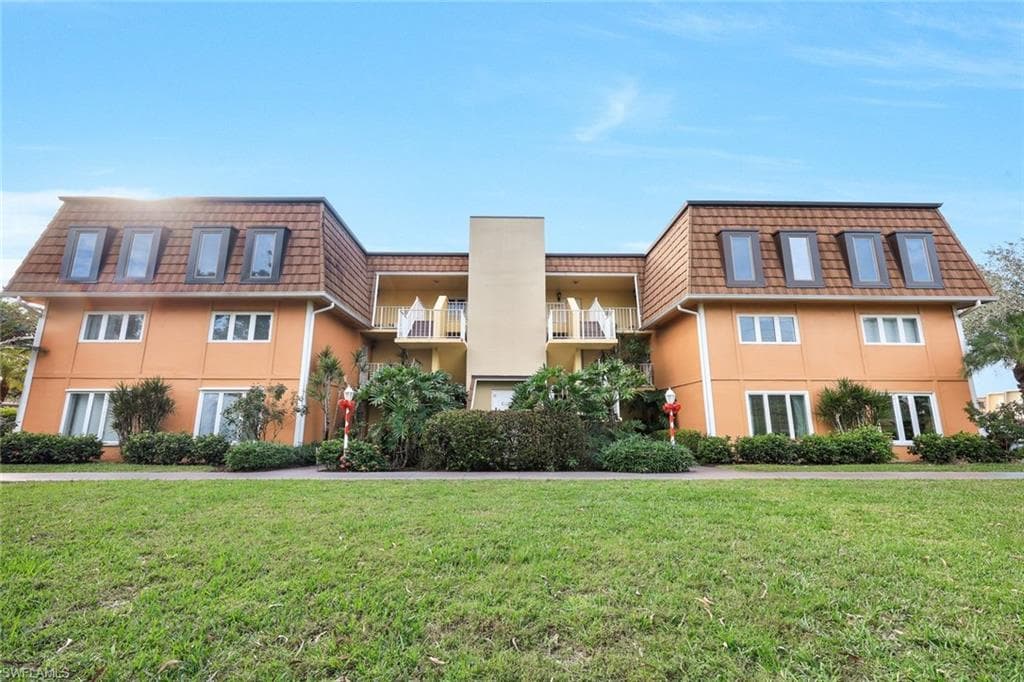 1840 Bald Eagle Dr 405a, Naples, FL 34105-22