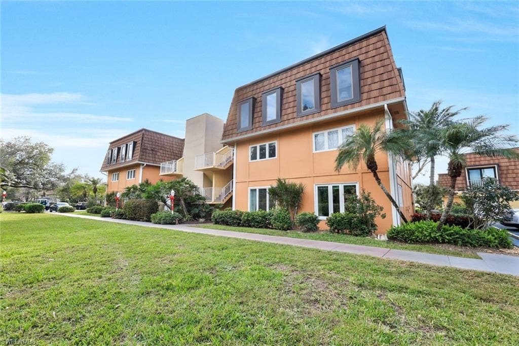 1840 Bald Eagle Dr 405a, Naples, FL 34105-23