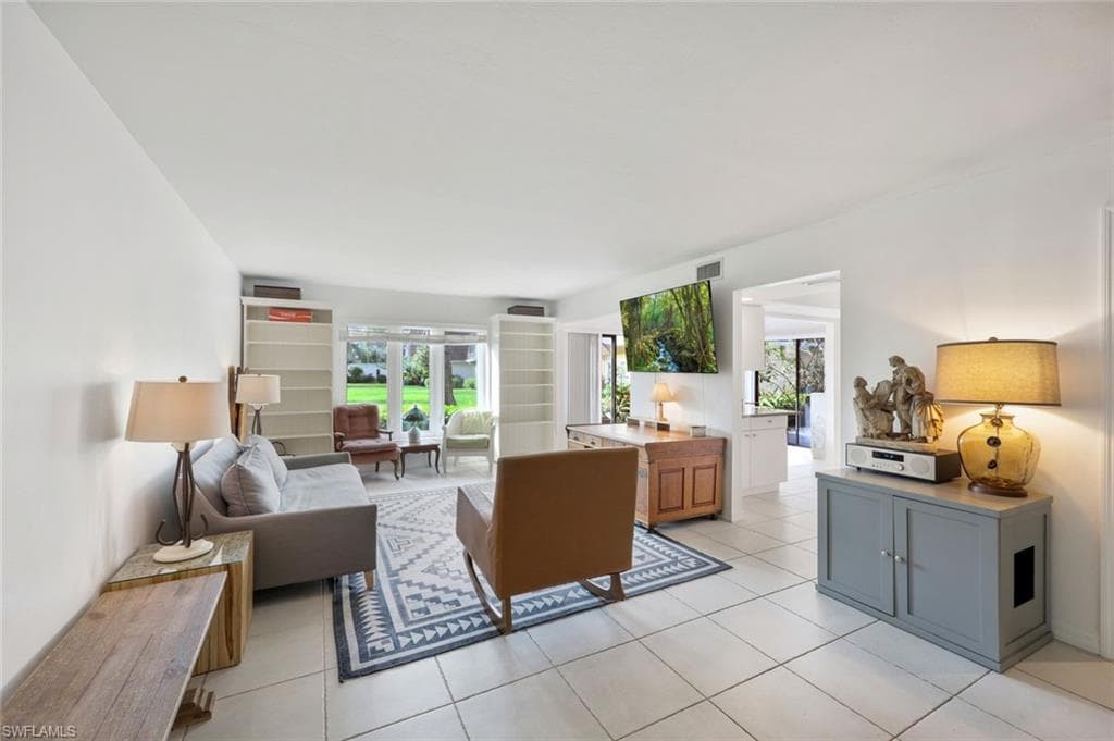 1840 Bald Eagle Dr 405a, Naples, FL 34105-4