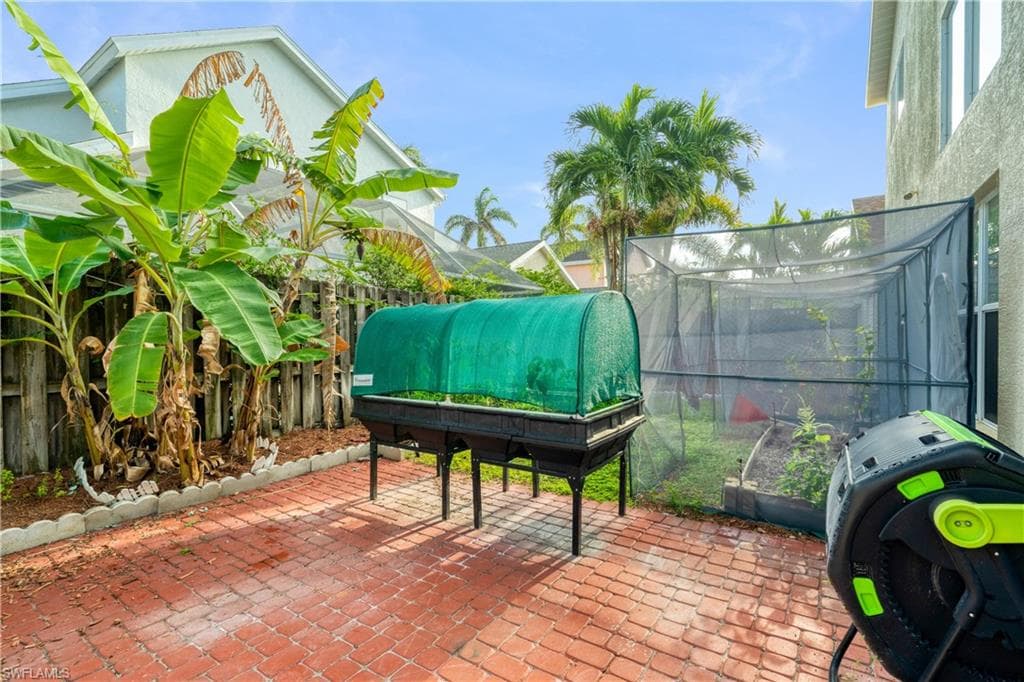 3508 Magenta Ct 17, Naples, FL 34112-4