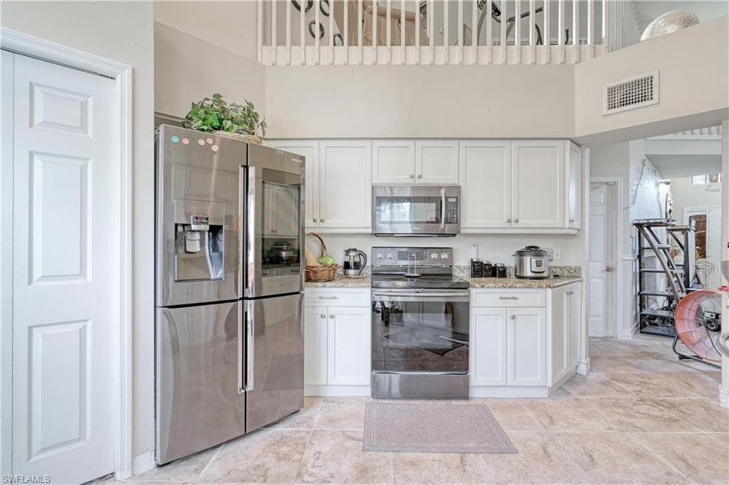 3508 Magenta Ct 17, Naples, FL 34112-8