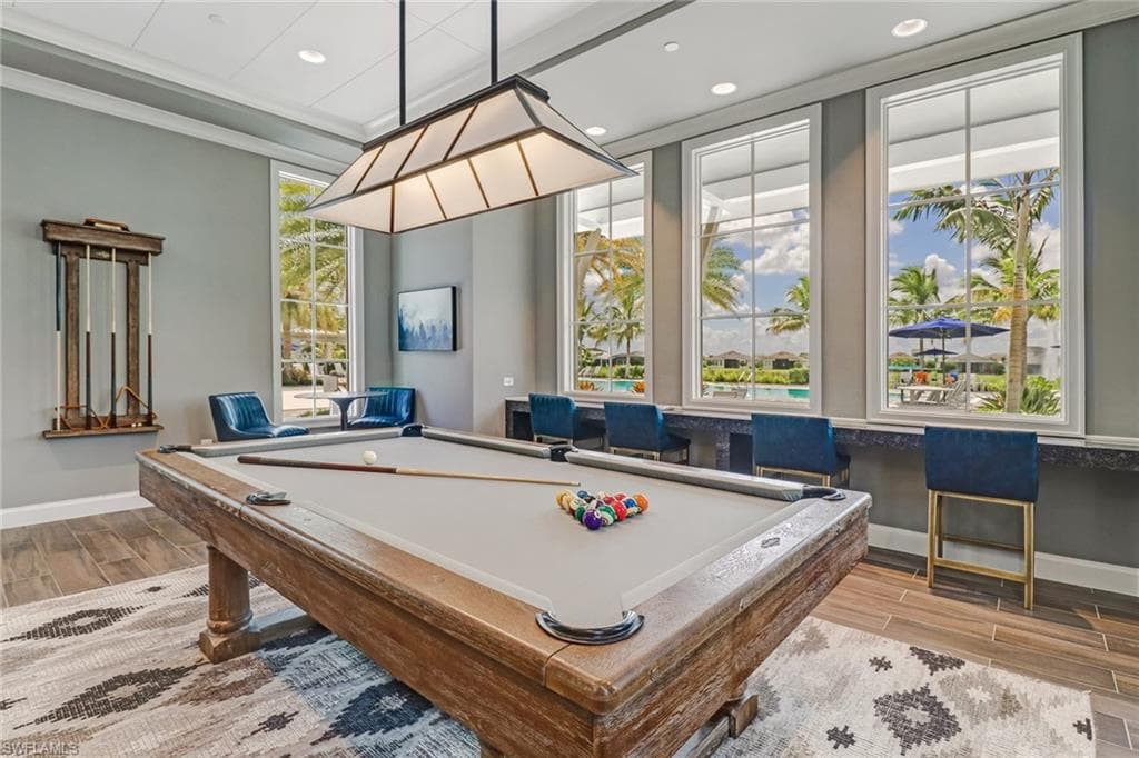 9241 Cayman Dr, Naples, FL 34114-40