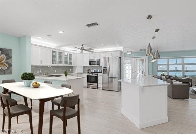 1486 13th Ave N, Naples, FL 34102-14