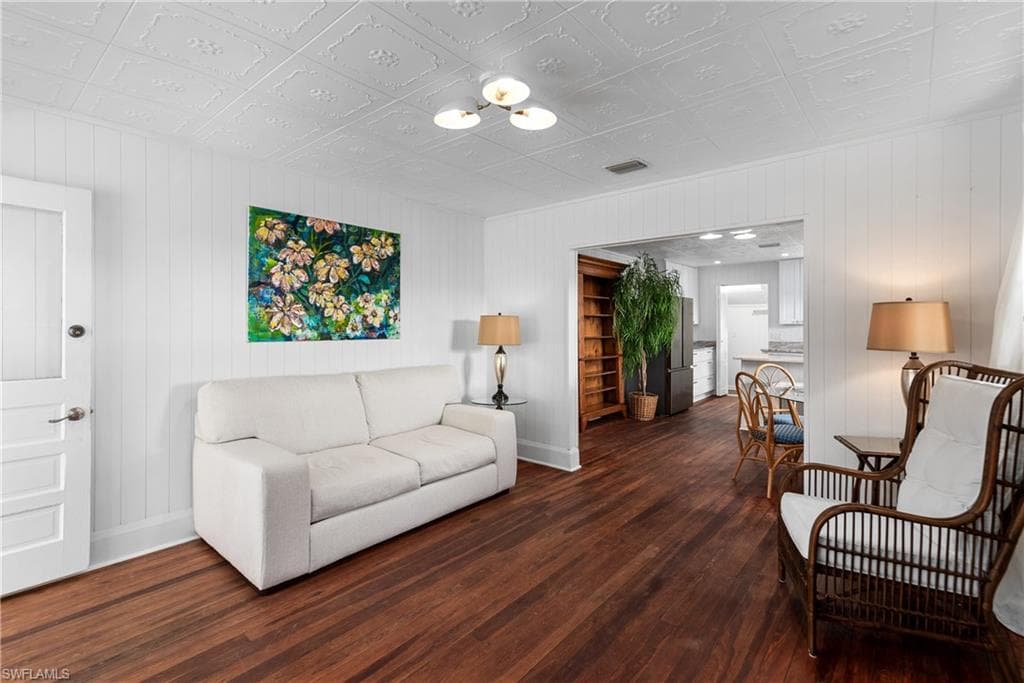 3475 Edgewood Ave, Fort Myers, FL 33916-4